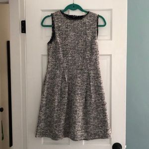 Loft fit and flare sleeveless dress | size 4 | black and white with purple